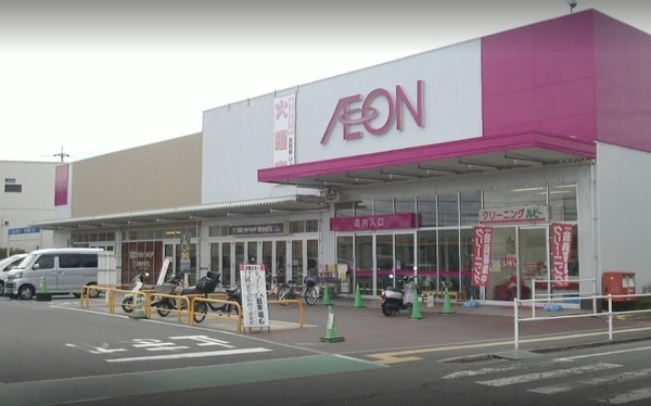 生駒郡斑鳩町龍田北2丁目の中古一戸建のスーパー画像