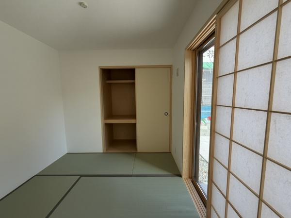 生駒郡斑鳩町目安北1丁目の新築一戸建の和室画像