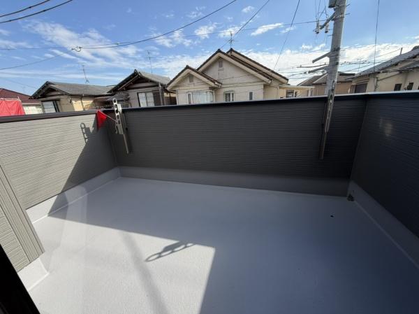 生駒郡斑鳩町目安北1丁目の新築一戸建のバルコニー画像