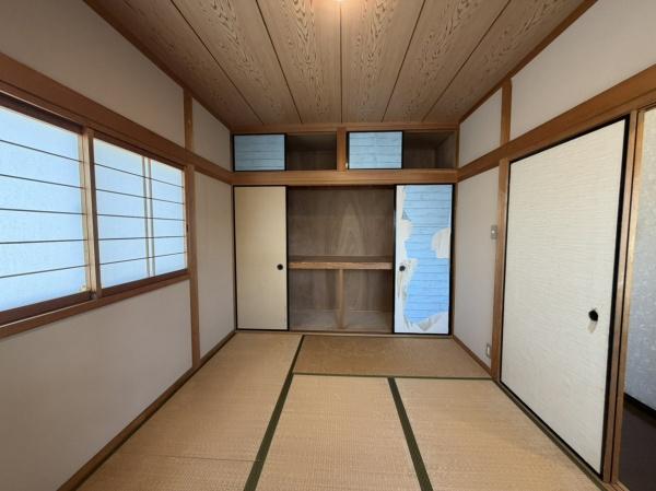生駒市辻町の中古一戸建の和室画像