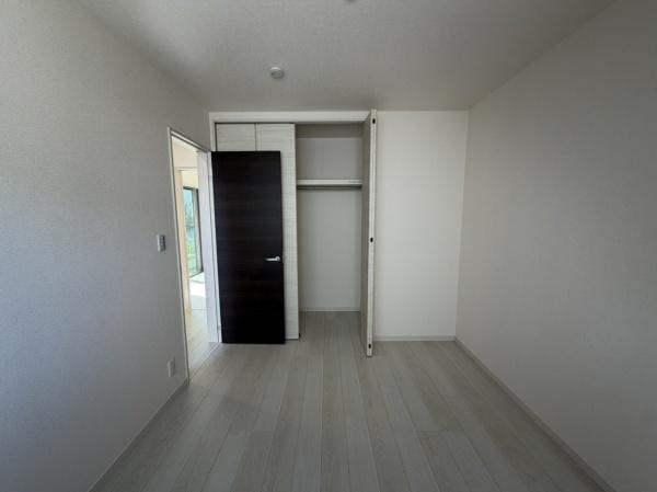 奈良市押熊町の新築一戸建の洋室画像