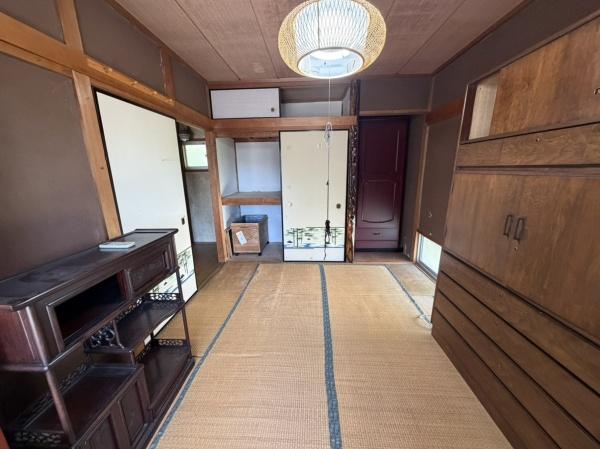 生駒市俵口町の中古一戸建の和室画像