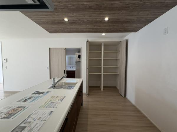 奈良市西大寺竜王町1丁目の新築一戸建のキッチン画像