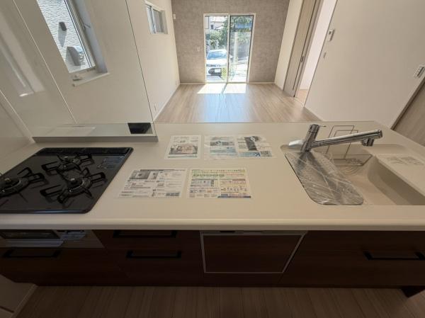 奈良市西大寺竜王町1丁目の新築一戸建のキッチン画像