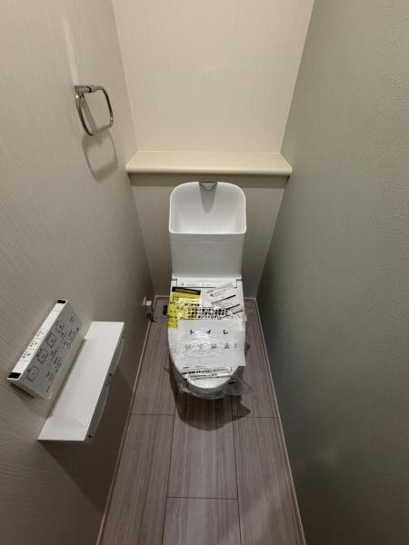 奈良市法蓮町の新築一戸建のトイレ画像