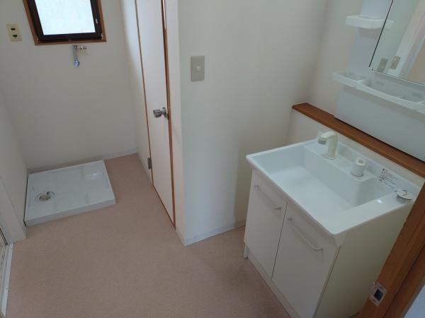 生駒市東生駒月見町のマンションの洗面台・洗面所画像