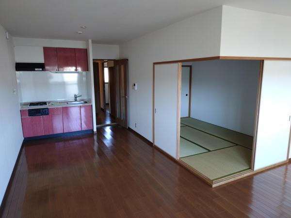 生駒市壱分町のマンションのキッチン画像