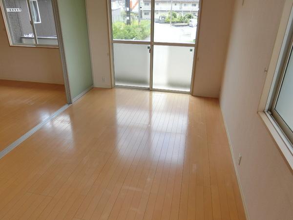 ウエストフィールドA棟のリビング画像