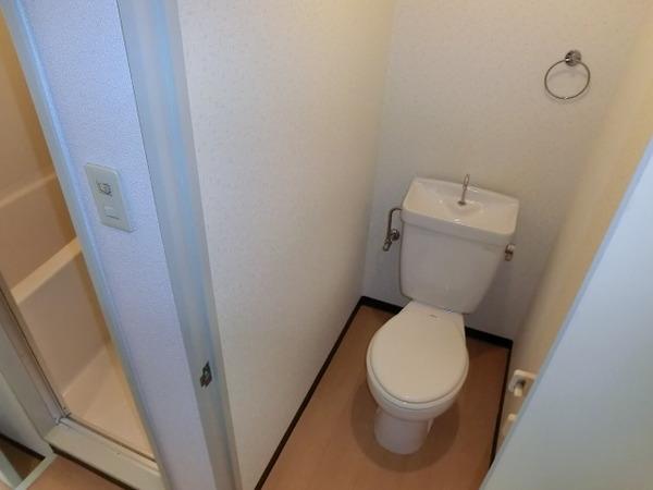 フェリス東生駒のトイレ画像