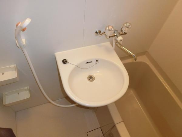 リヴェルテ生駒の洗面台・洗面所画像