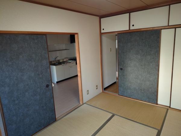 生駒市辻町のマンションの和室画像
