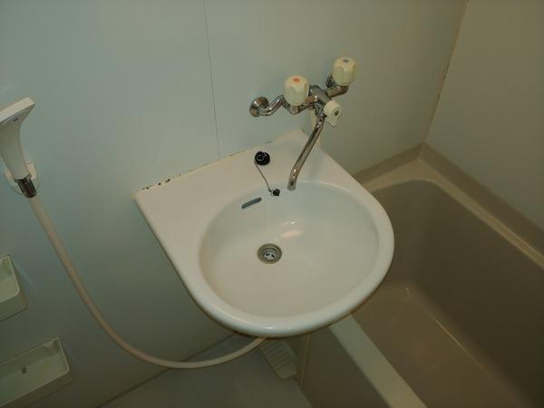 リヴェルテ生駒の洗面台・洗面所画像