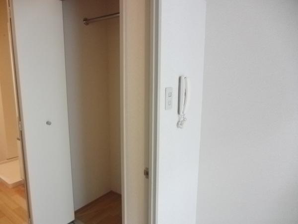 生駒市辻町のマンションの収納画像