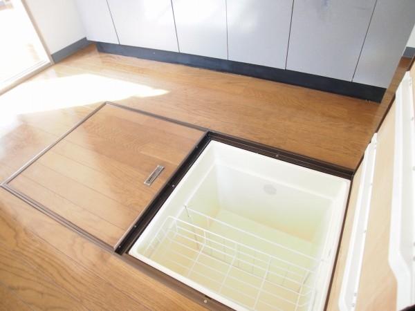 クレストアンの収納画像