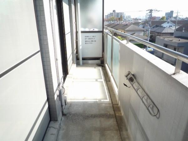 カリフール今川3号棟のバルコニー画像
