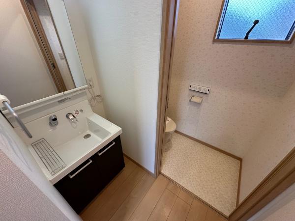貸家清瀬市中里２丁目の洗面台・洗面所画像