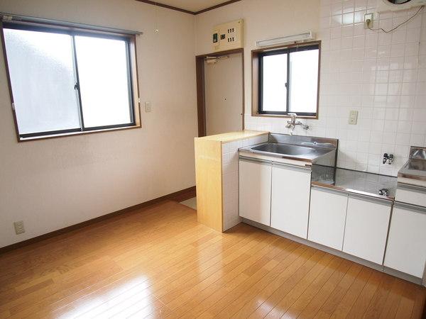 田原邸のキッチン画像