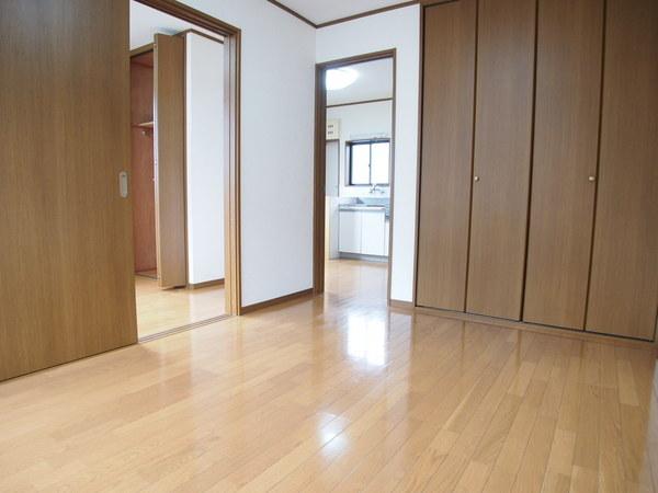 田原邸の洋室画像