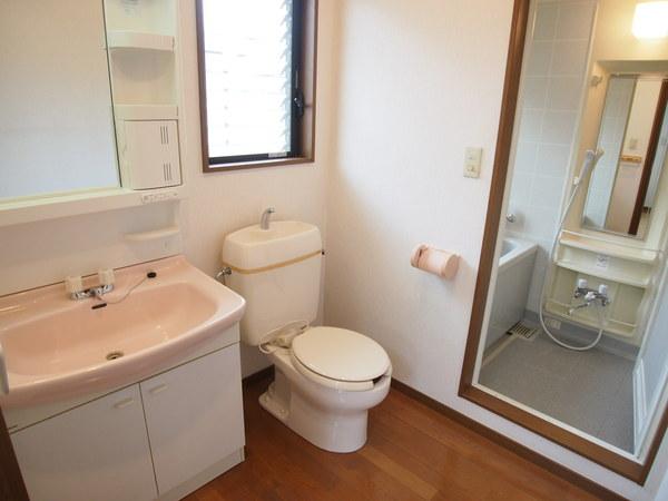 田原邸の洗面台・洗面所画像