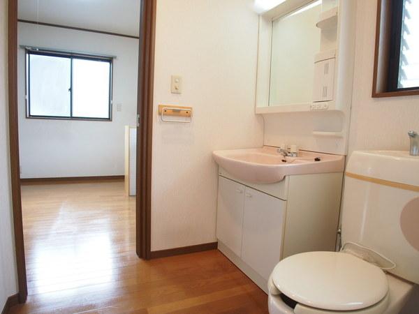 田原邸のトイレ画像