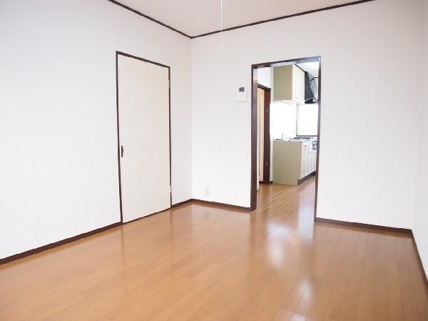 コーポ・アゼリア・3のリビング画像