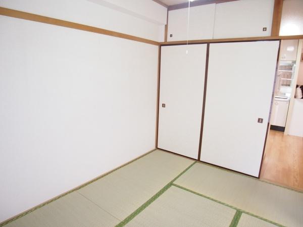 石橋マンションの収納画像