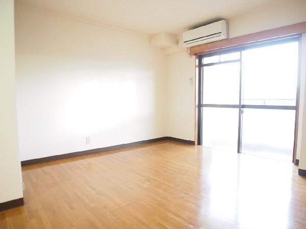 シャレードマルシンの洋室画像