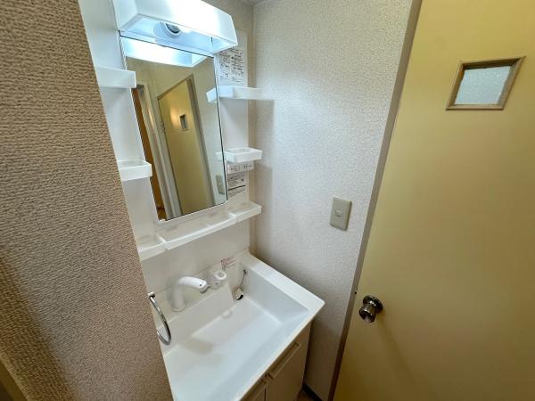 小泉マンションの洗面台・洗面所画像