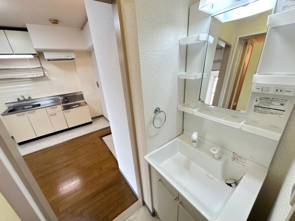 小泉マンションの洗面台・洗面所画像
