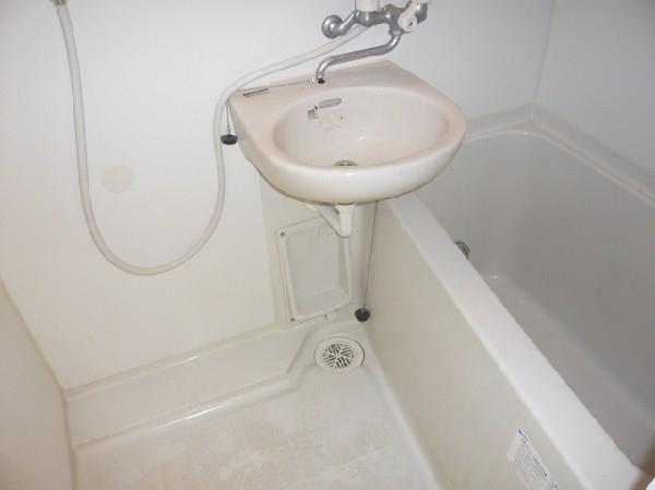 カーサフェリーチェのバス画像