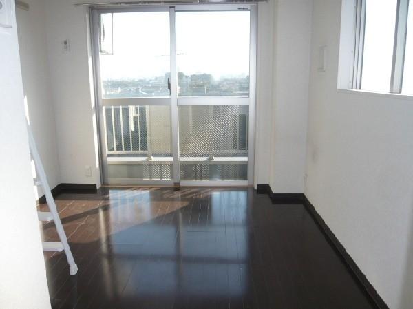 カーサフェリーチェの洋室画像