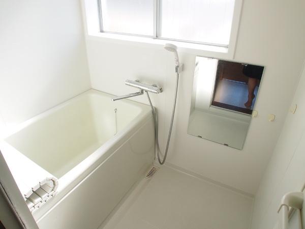 山本コーポのバス画像