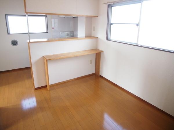 山本コーポのリビング画像