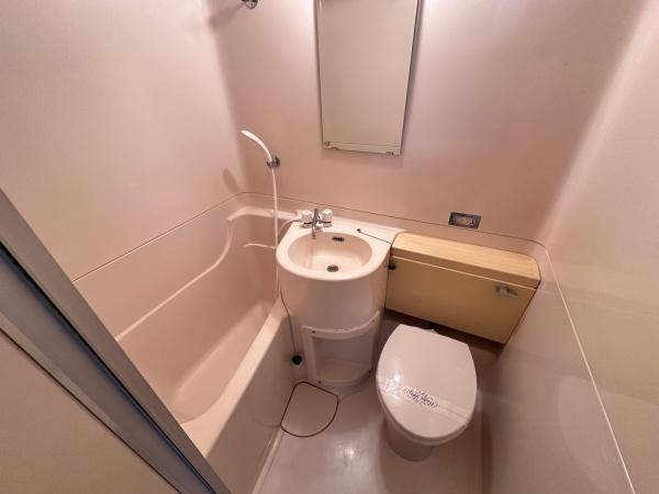 ドバシゴールデンハイツのバス画像