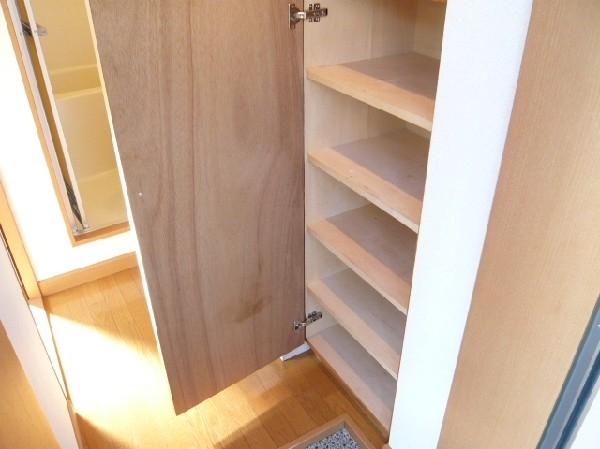 フラット新宿1の収納画像