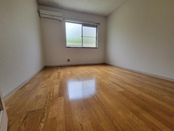 はすみアパートの洋室画像