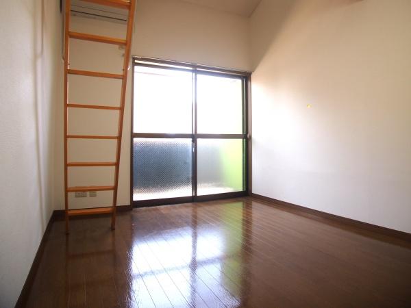 ImagawaMidGradenCo-po９の洋室画像