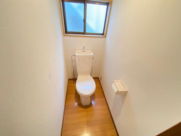 アトリエ彩雲のトイレ画像