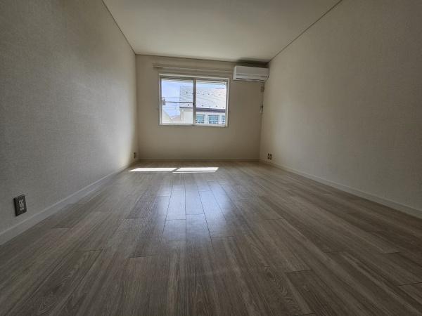 メゾネット２１の洋室画像