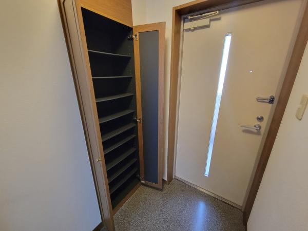 グランシャトー井草の玄関画像