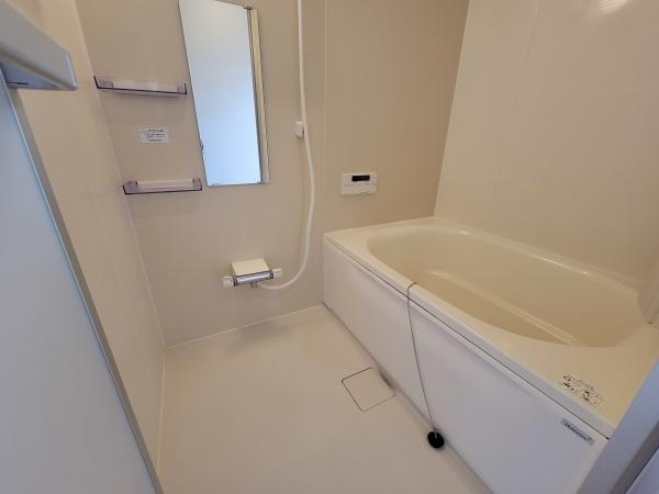 サン・ルシェールのバス画像