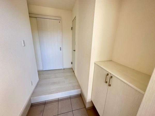 下石神井T棟の玄関画像