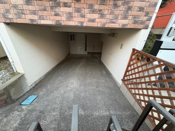 貸家下石神井1-9の駐車場画像