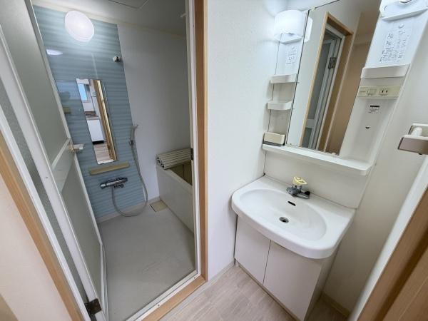 金子ビルの洗面台・洗面所画像