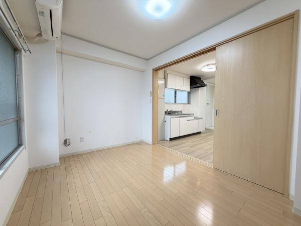 金子ビルの洋室画像