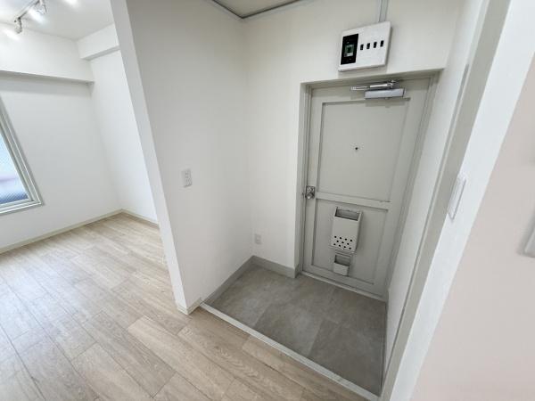 金子ビルの玄関画像