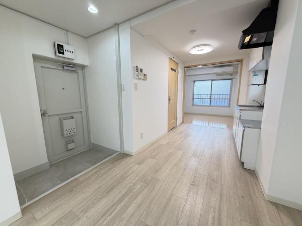 金子ビルの玄関画像