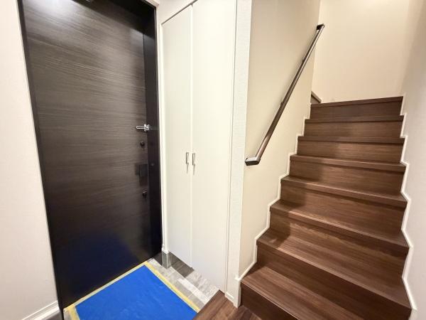 INOテラスの玄関画像