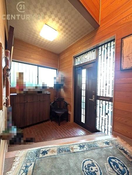 福岡市中央区笹丘2丁目の中古一戸建の玄関画像