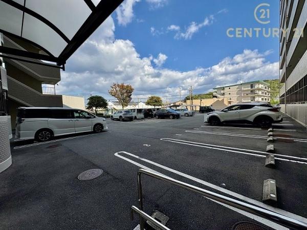 アムール和白駅の駐車場画像